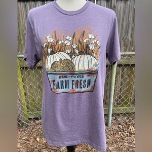Love in Faith Hand Picked Farm Fresh medium shirt